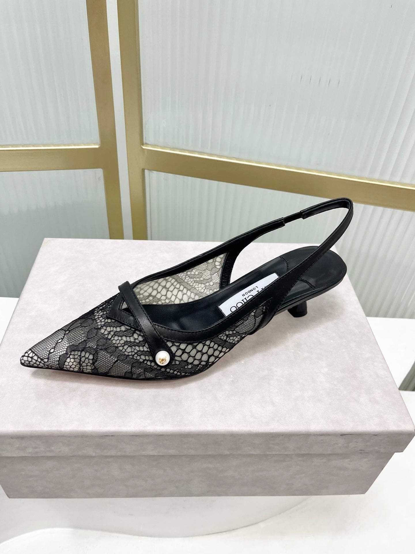 Jimmy 26s Slingback 45 Black Lace Sheepskin 605959