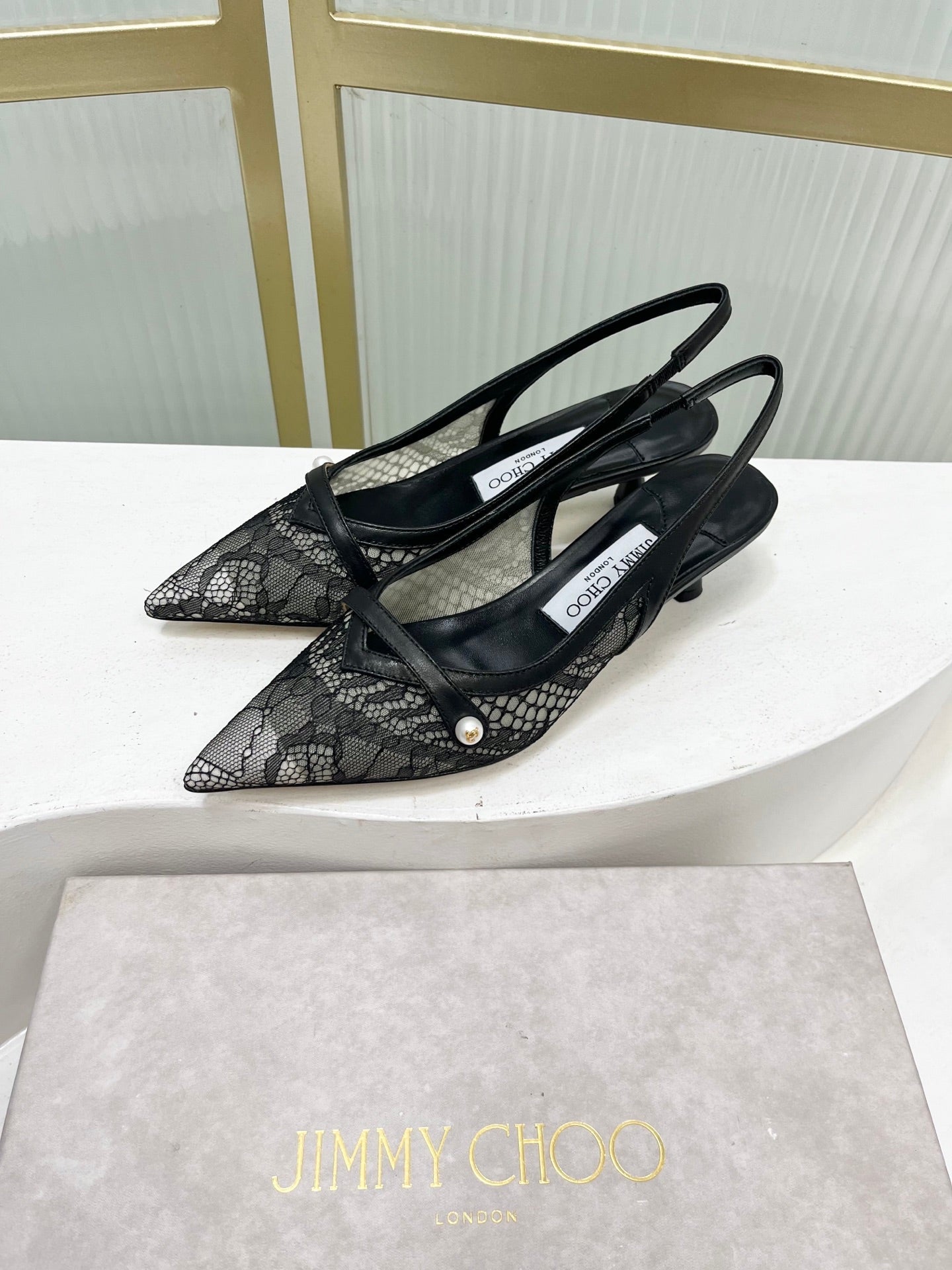 Jimmy 26s Slingback 45 Black Lace Sheepskin 605959