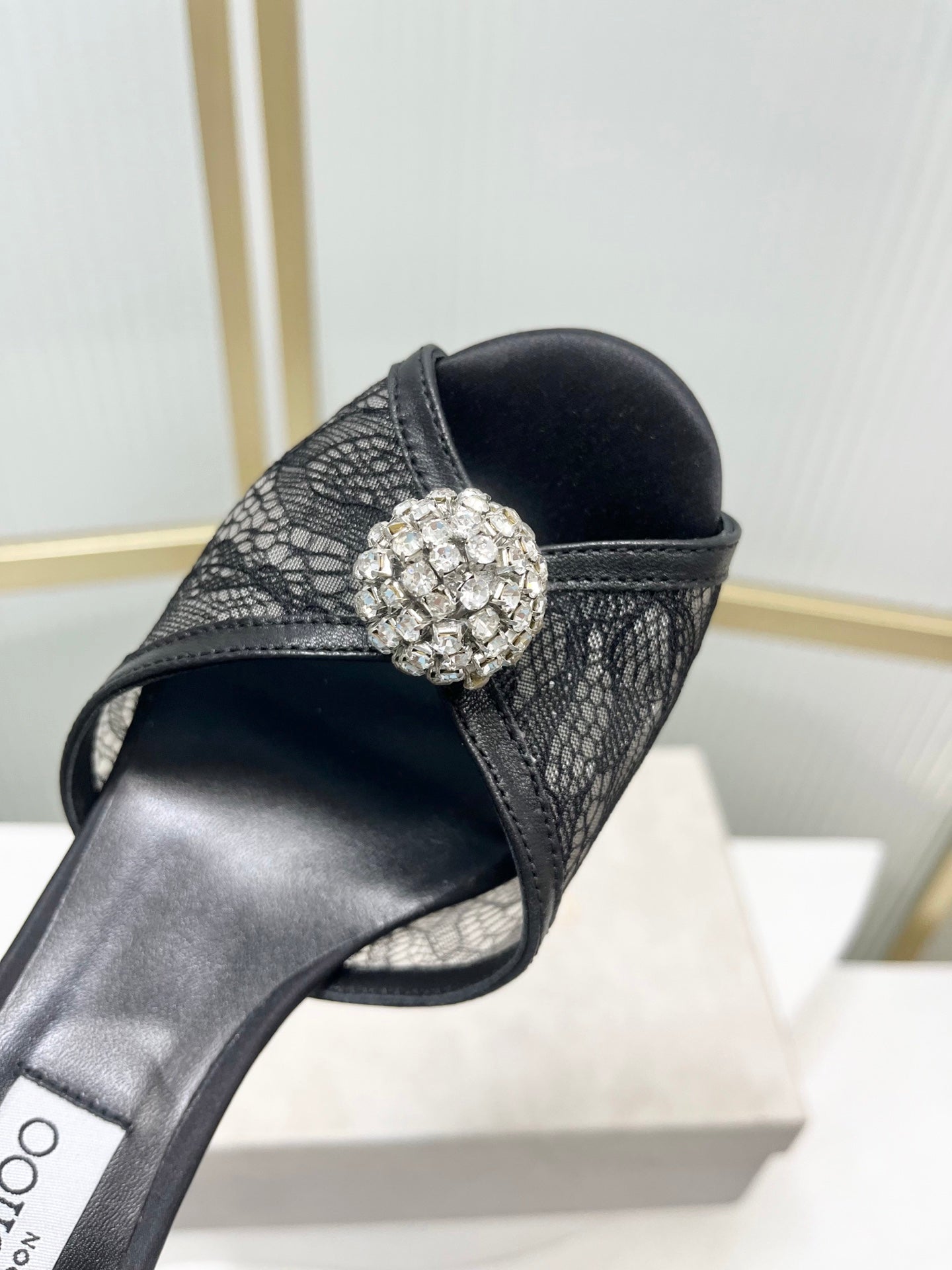 Jimmy 26s Peep-Toe High Heels  85 Black Lace Sheepskin 605973