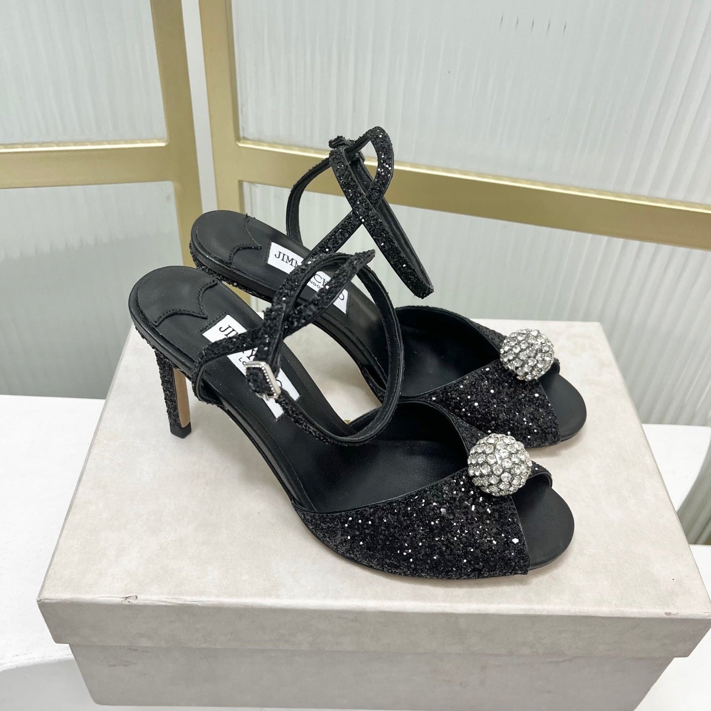 Jimmy 26s Peep-Toe High Heels  85 Black Lace Sheepskin 605975