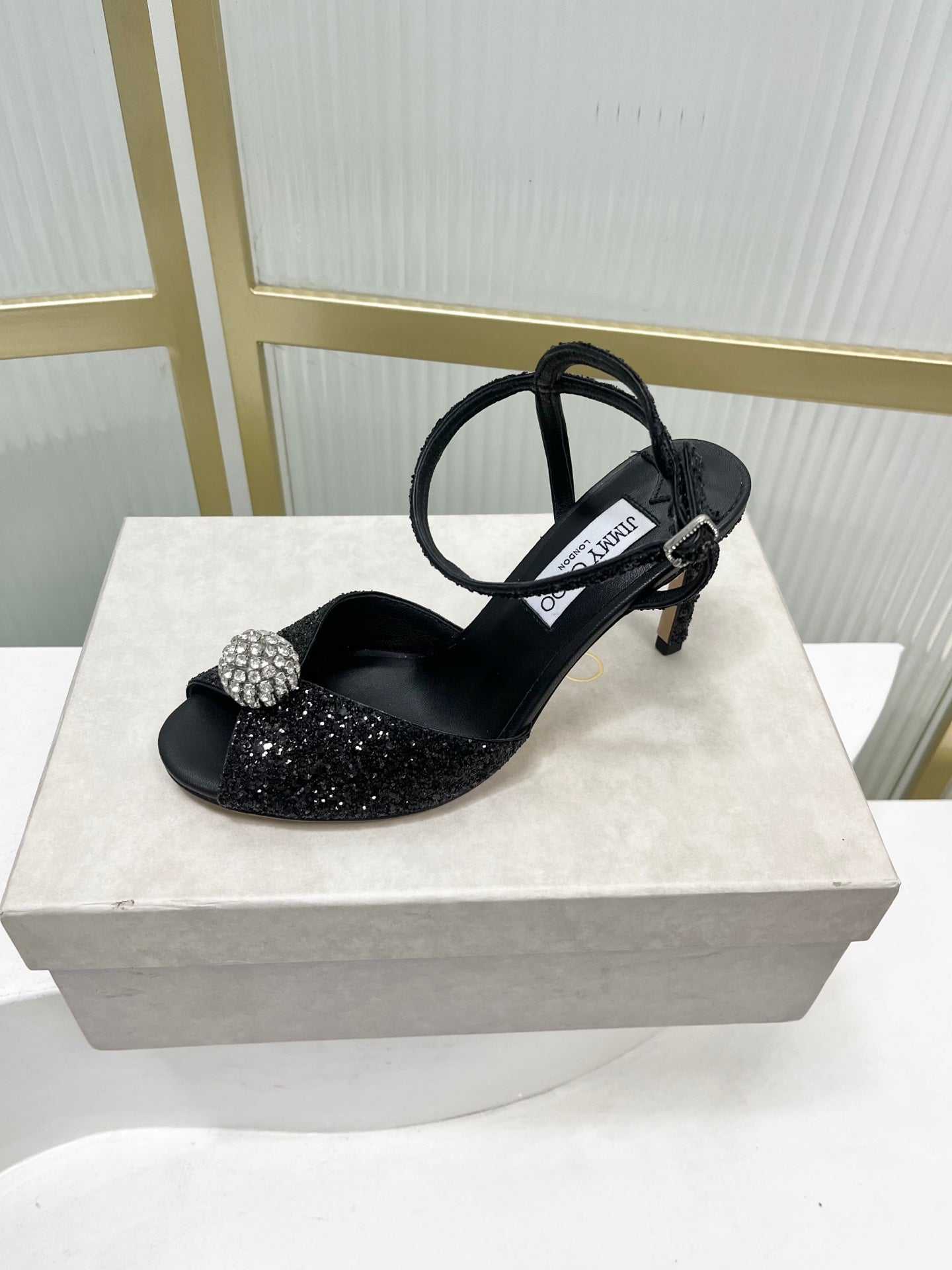 Jimmy 26s Peep-Toe High Heels  85 Black Lace Sheepskin 605975