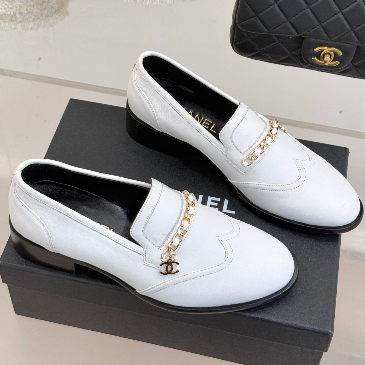 CC 26 Loafer White Calfskin 610017