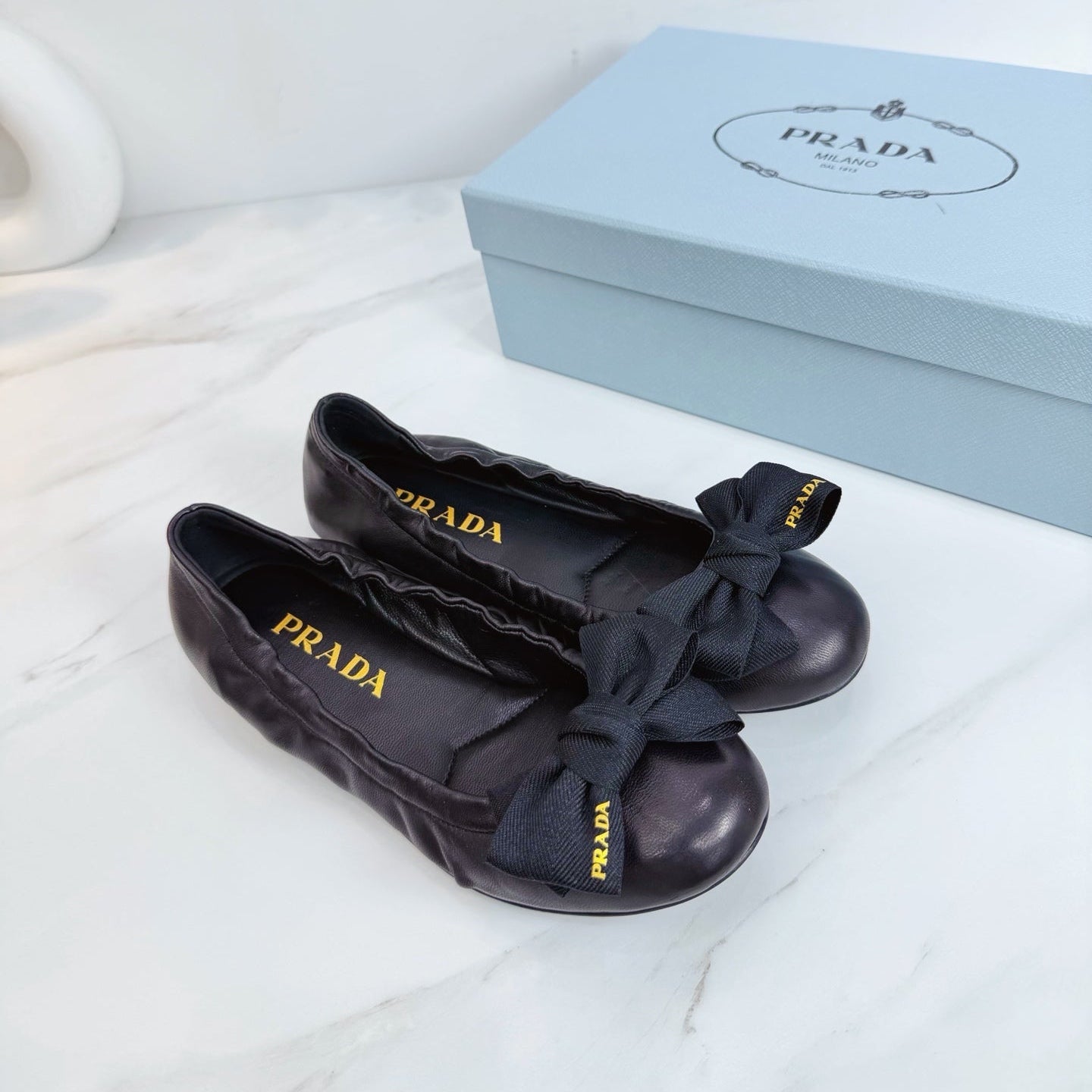 PRA 26SS Ballet Flat Black Sheepskin 592392