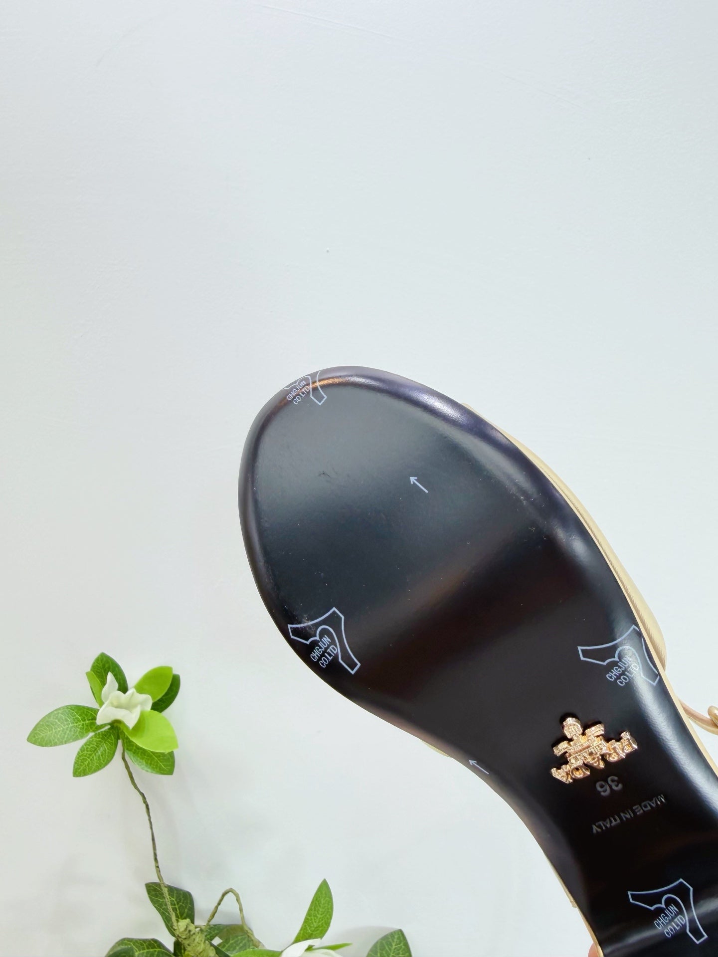 PRA 26SS Platform Sandals 75 Gold Metallic Sheepskin 592385