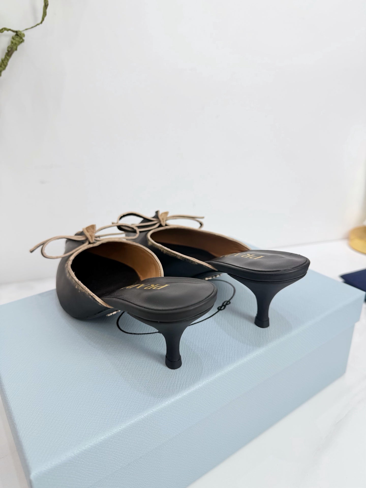 PRA 26SS Hight Heel Mule 55 Black Beige Cowhide 592399