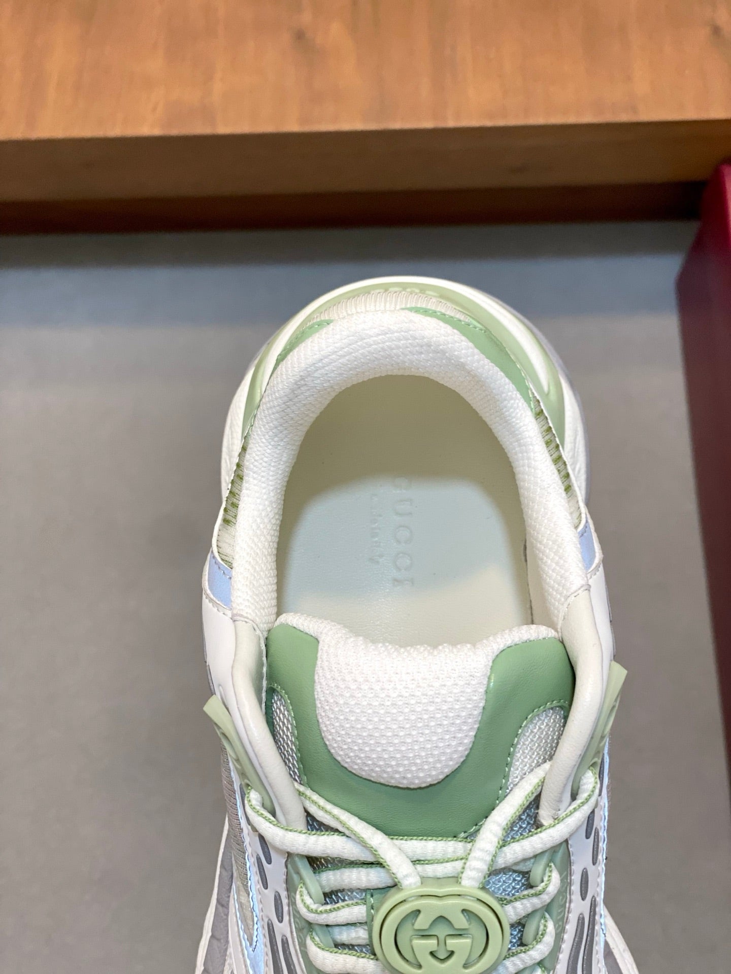 GG Men's 2.0 Sneakers Green White Cowhide 720705