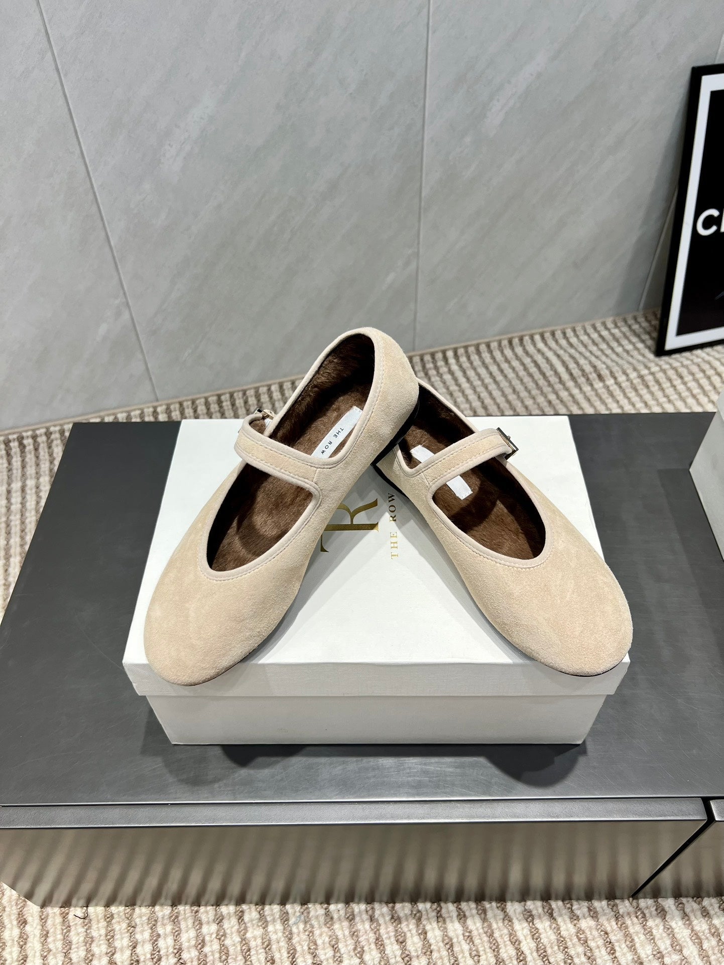 The Row 2025 Round Toe Ballet Flat Beige Suede Fleece 540490