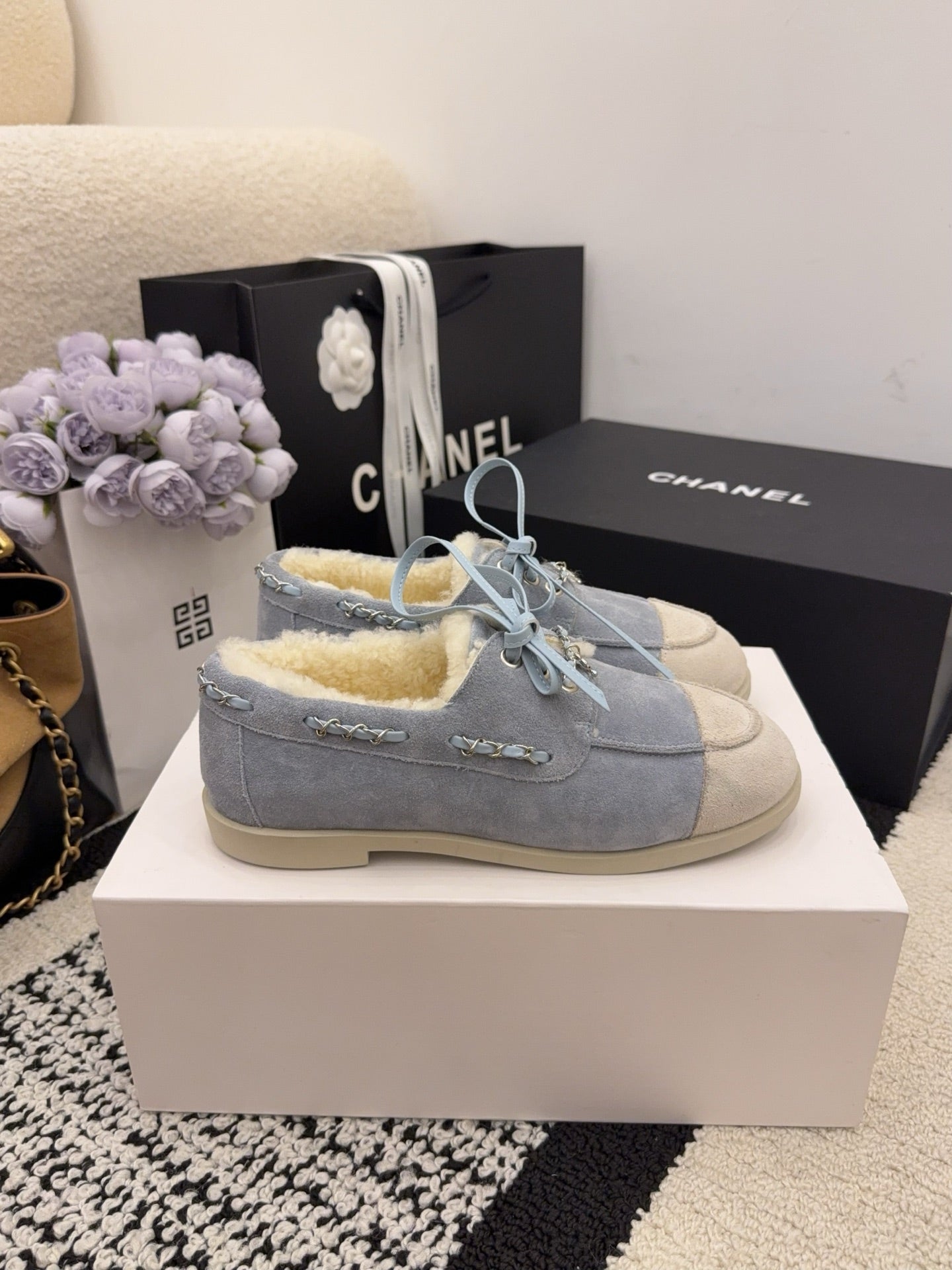 CC 26 Shearling Loafer Blue White Suede Wool 588711