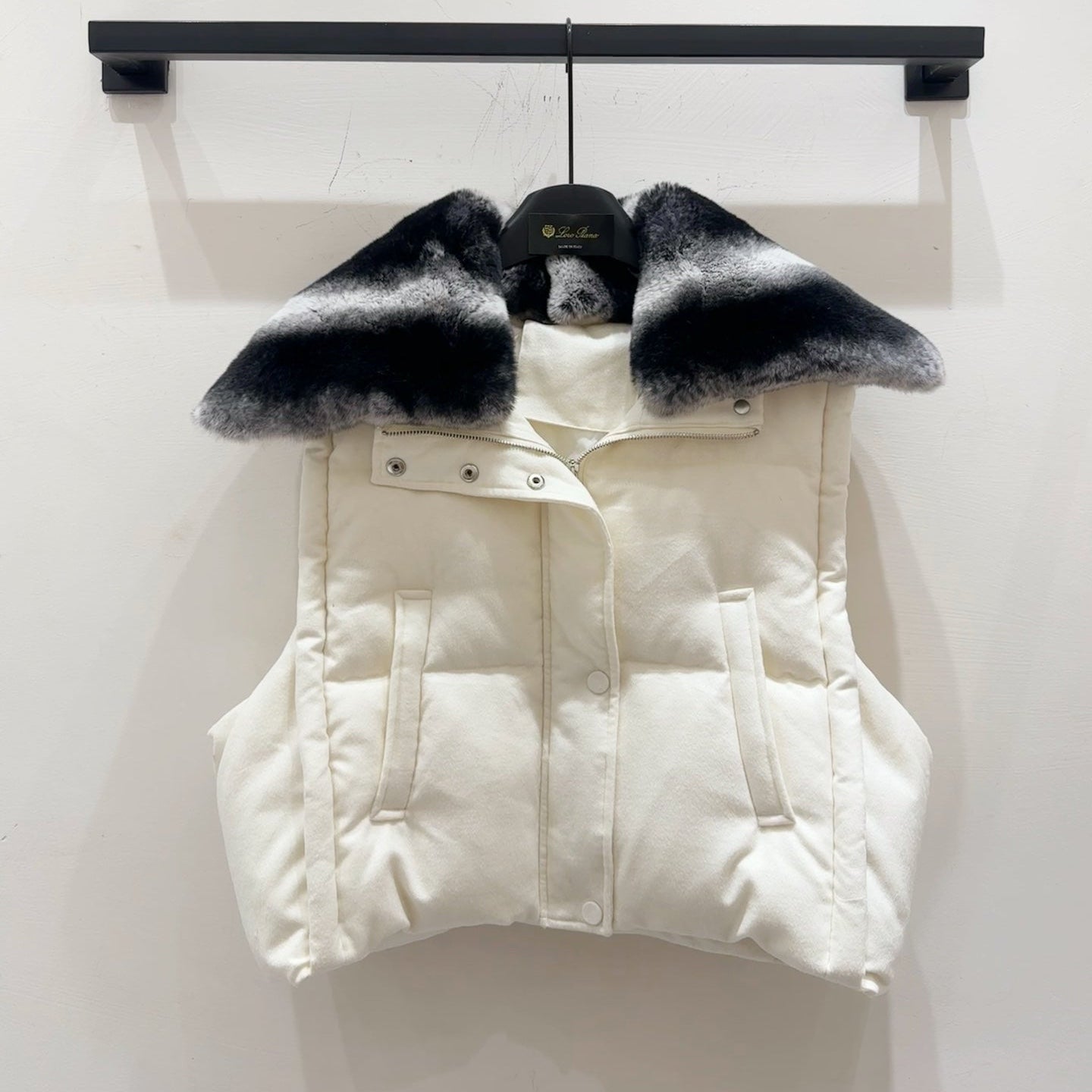 LP 25 Vest White Black  Fur Cashmere Wool 310254