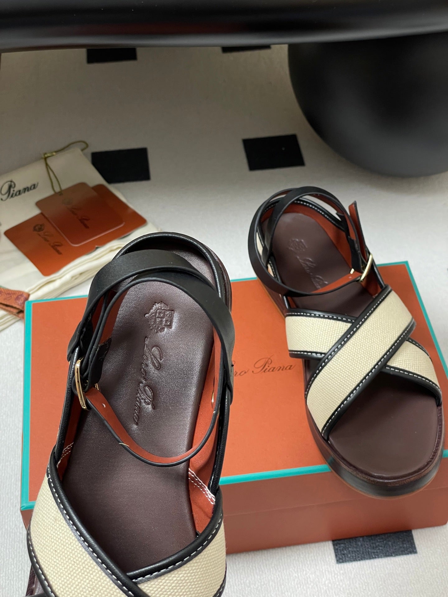 LP  Sandal Beige Brown Cowhide 312168