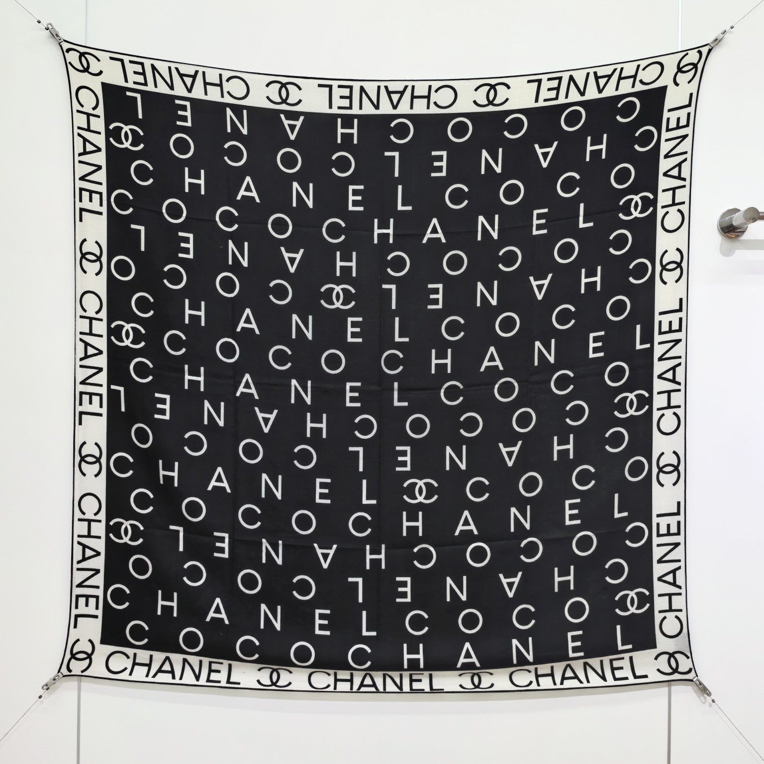 CC 25  Scarf 140CM White Black Cashmere 293084