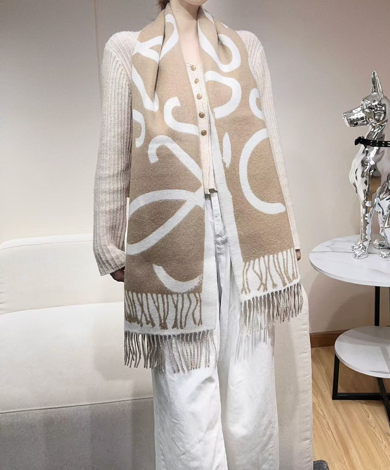 Loewe Scarf 180CM Beige White Cashmere 962789