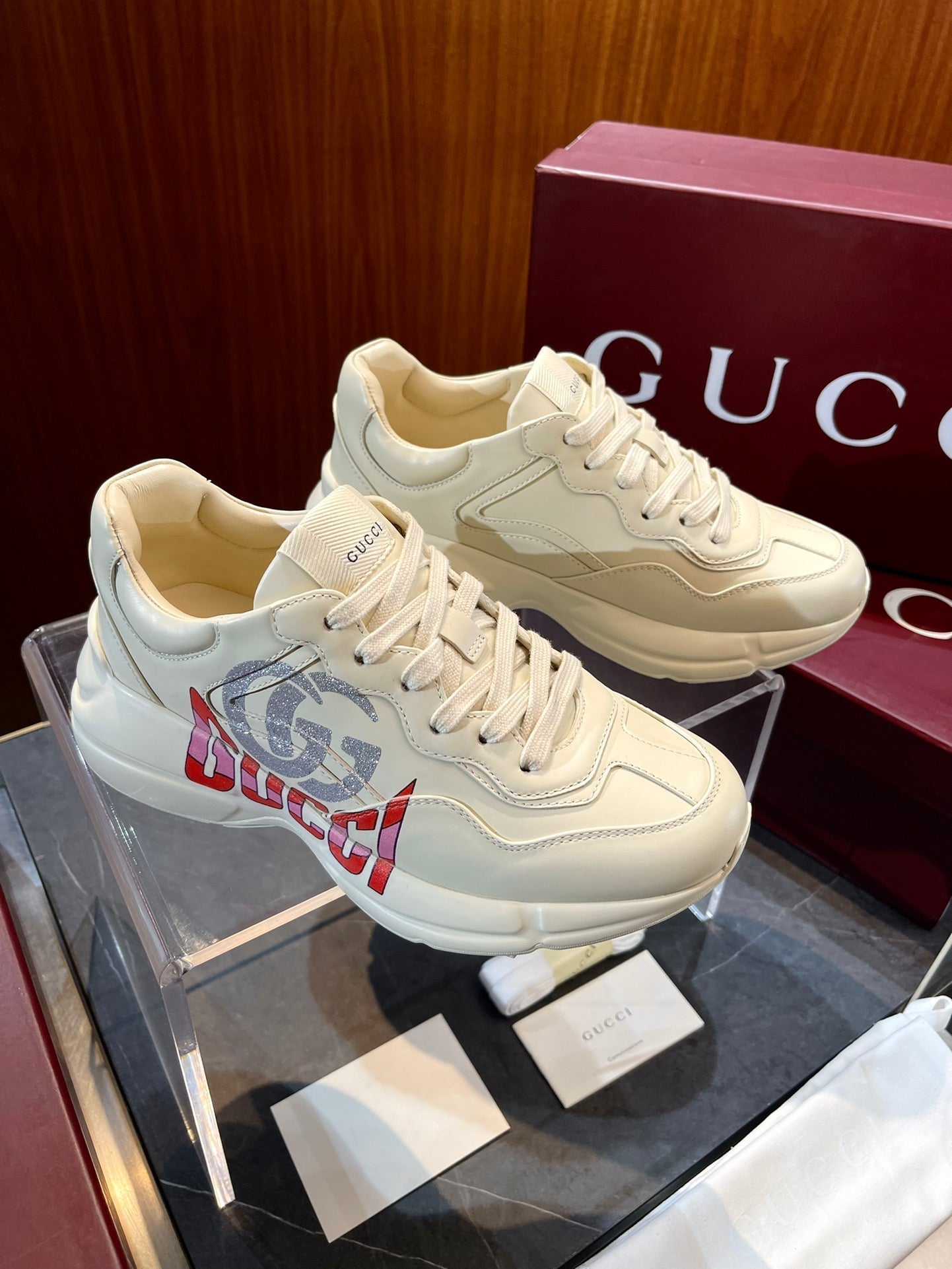 GG Men's Rhyton Sneaker Milk White Calfskin 524482